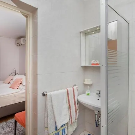 ゲストハウス And With A Swimming Pool Mlini, Dubrovnik - 22386 ムリニ